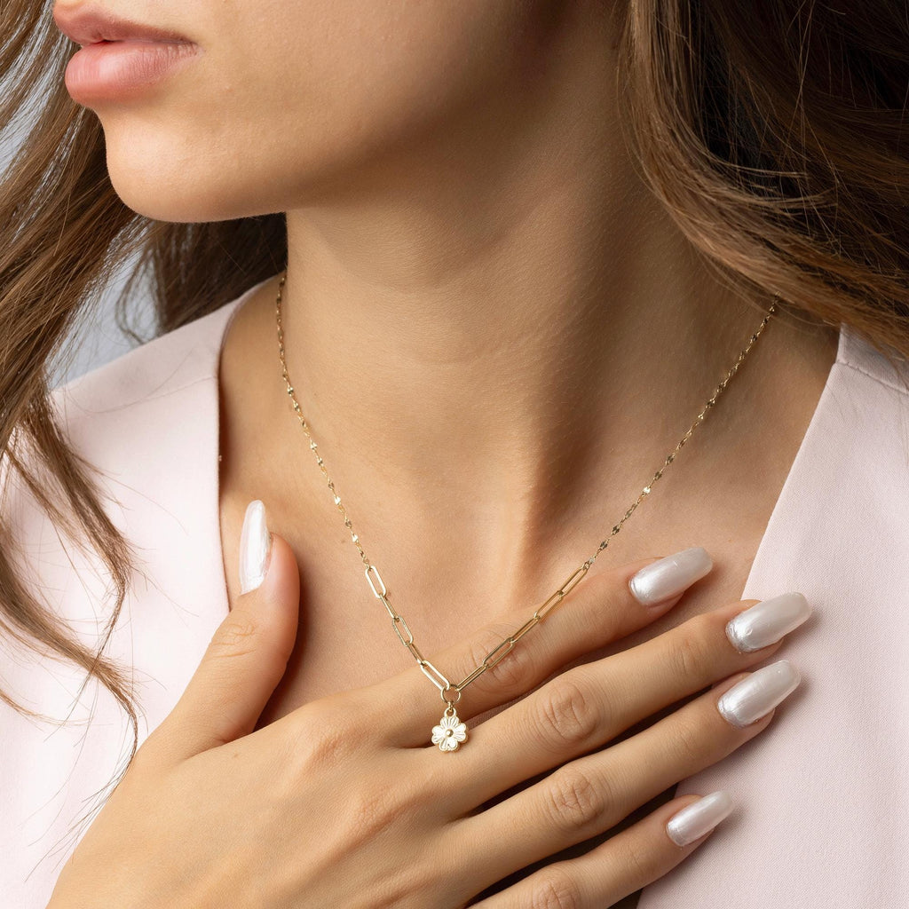 14K Solid Gold Flower Necklace, Real Gold Pendant for Women, Dainty Handmade Jewelry Gift, Elegant Floral Gold Chain Necklace