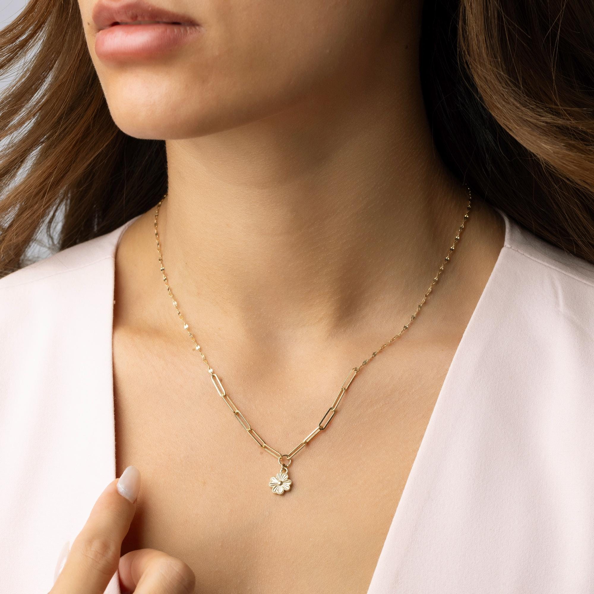 14K Solid Gold Flower Necklace, Real Gold Pendant for Women, Dainty Handmade Jewelry Gift, Elegant Floral Gold Chain Necklace