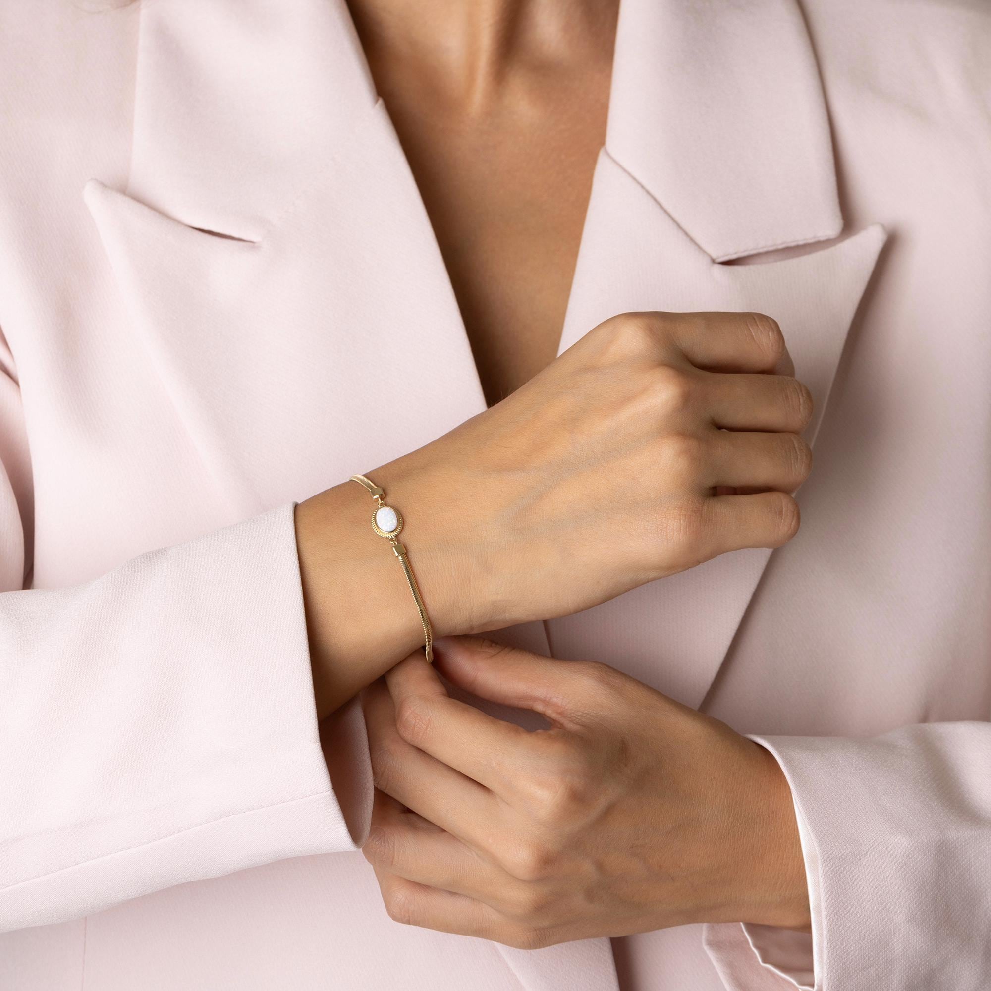 14K Real Gold Opal Bracelet – Elegant Oval Gemstone Jewelry