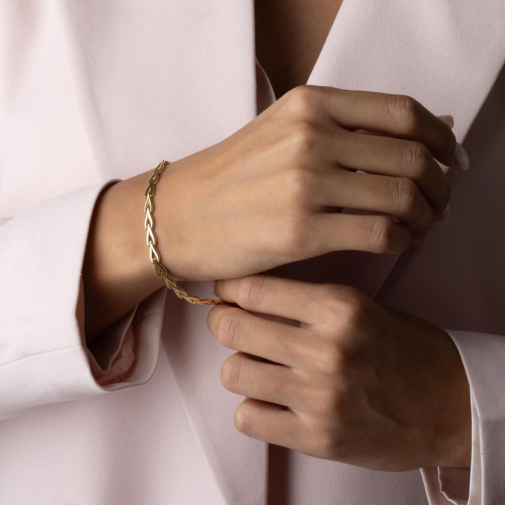 14K Solid Gold Leaf Link Bracelet – Dainty Chain Bracelet for Women, Minimalist Real Gold Jewelry, Everyday Elegant Gift